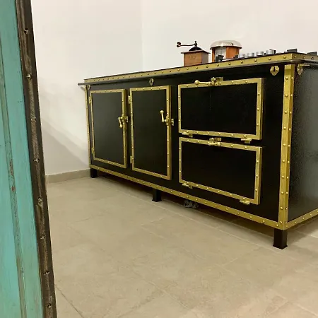 Lu Chiapparu - Cost Apartment